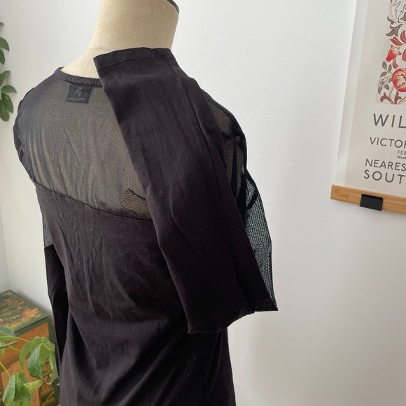 NWOT trendy mesh panel top - Picture 6 of 10